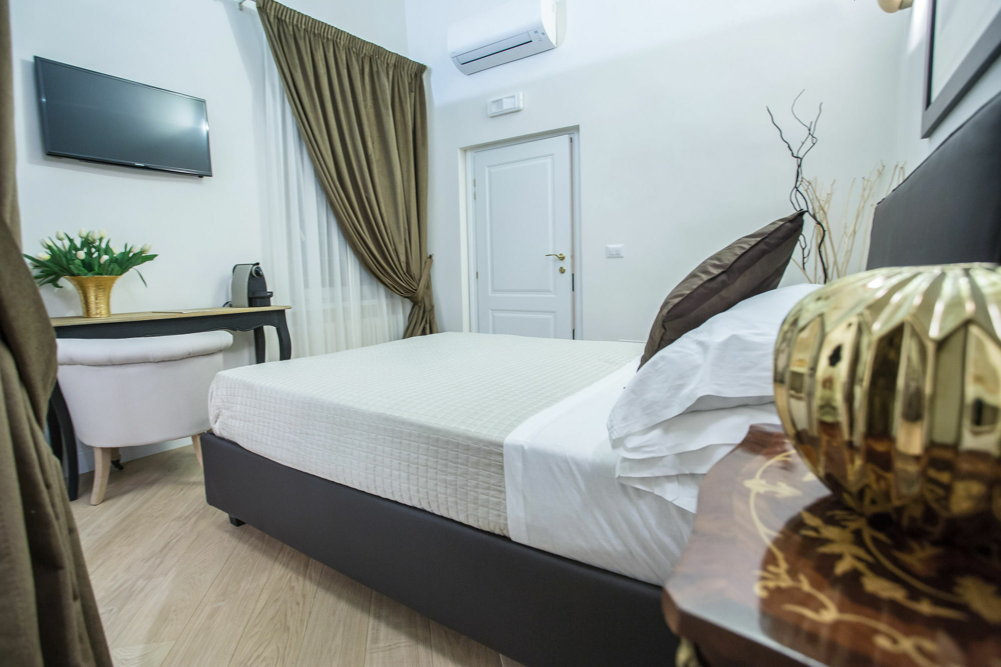 Starhome Pantheon Рим Экстерьер фото